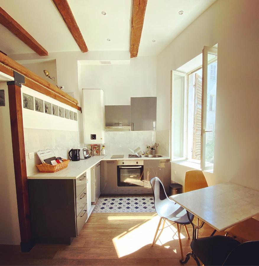 Vaste Et Charmant Loft Climatise Au Coeur De Marseille Kültér fotó