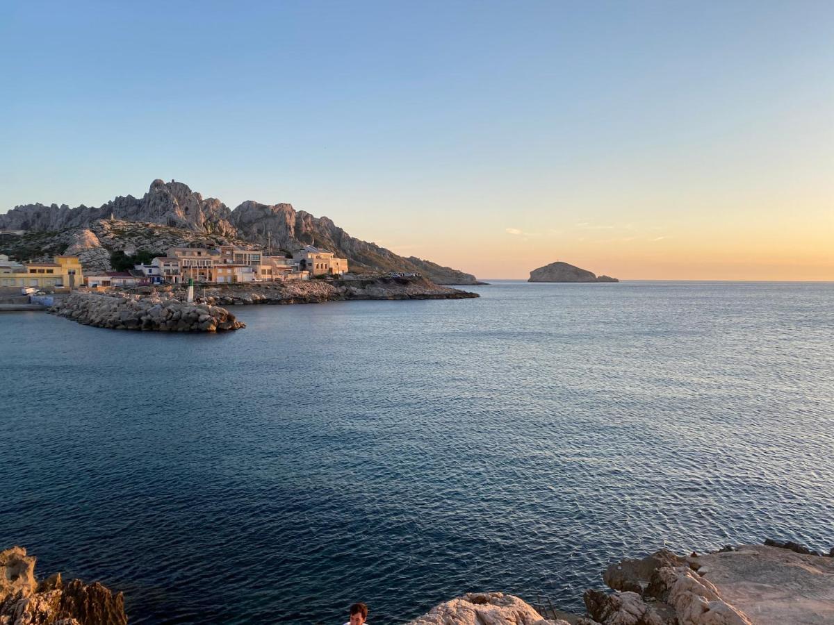 Vaste Et Charmant Loft Climatise Au Coeur De Marseille Kültér fotó